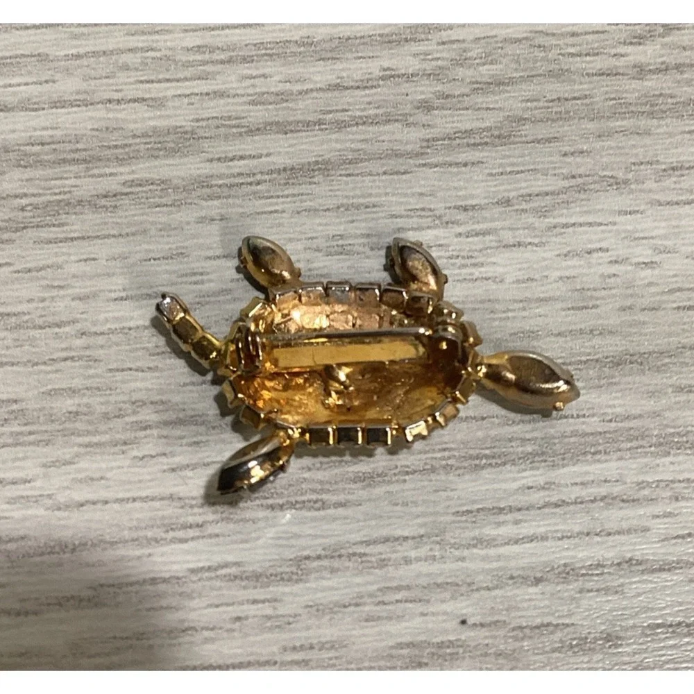 Goldtone Pin‎ w/ Faux Diamonds and Black Stones Turtle Vintage *Missing a Leg*